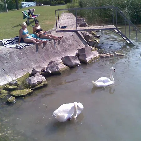 In Szantod/balaton 20221 בית נופש